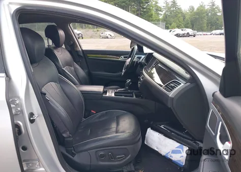 2015 Hyundai Genesis 3.8 z USA, uszkodzony, nr VIN KMHGN4JEXFU024174